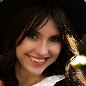 Meet your Posher, Sharayah